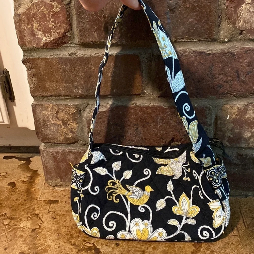 VERA‎ Bradley Maggie small hobo shoulder handbag in retired Yellow Bird print